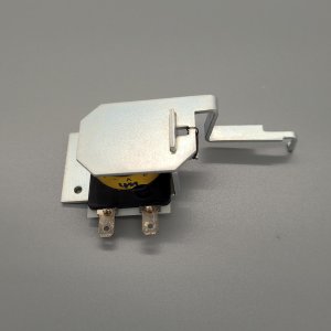 Coin lock for 230 Volt AC