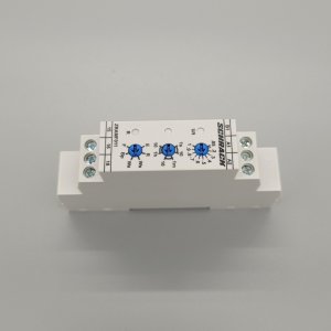 Timer relay with snap foot for 230 - 400 volt timer control